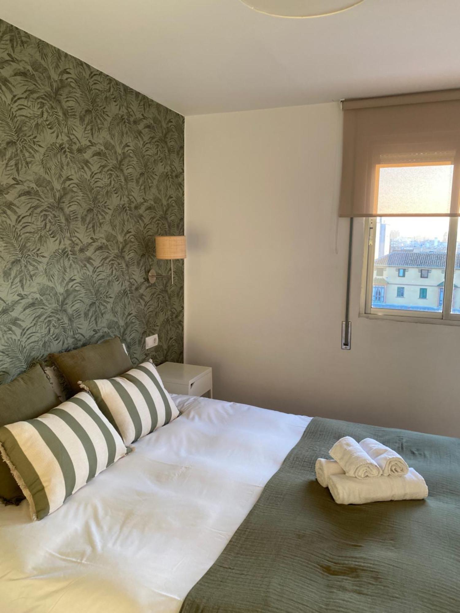 Apartment Sky Cervantes Malaga Bagian luar foto